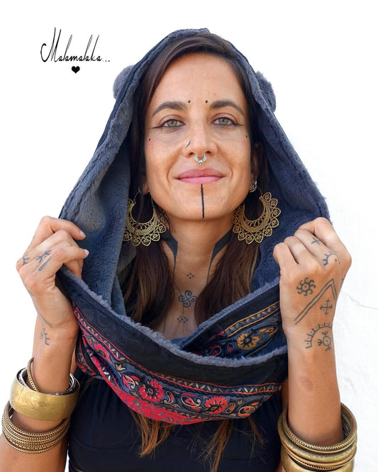 Animalakas Reversible Plush Hood | Unisex Festival Streetwear — One of a Kind