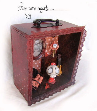 Minimundo Collectible Sculpture | Miniature Dollhouse Lamp · Unique Art Piece