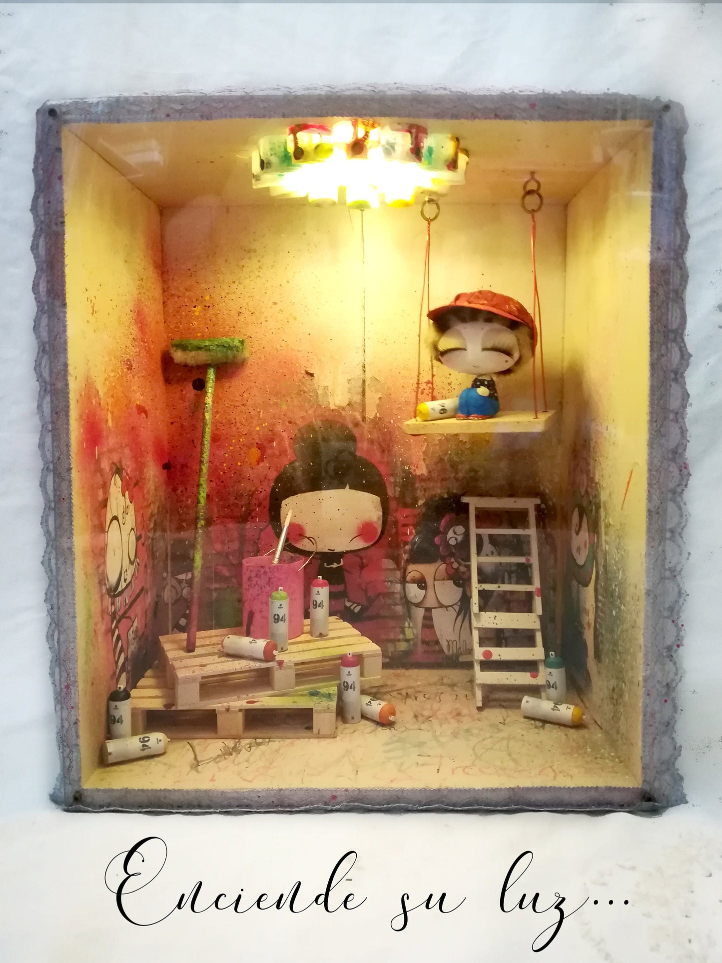 Minimundo Collectible Sculpture | Miniature Dollhouse Lamp · Unique Art Piece